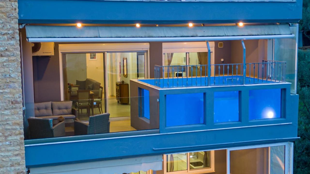 Grand Suites With Private Pools Kalamata Exterior foto
