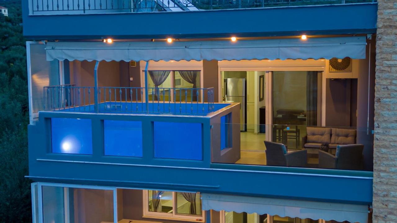 Grand Suites With Private Pools Kalamata Exterior foto