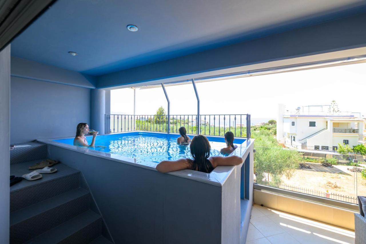 Grand Suites With Private Pools Kalamata Exterior foto